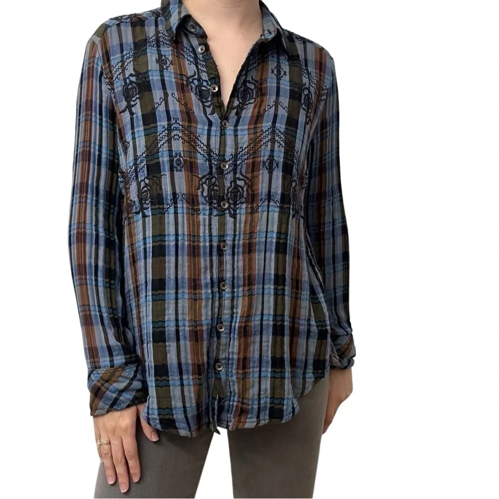 Free People Button Down Shirt Plaid Flannel Embroidered Boho Western Size Small